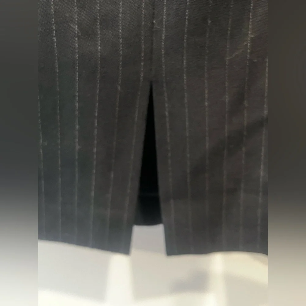 Ann Taylor Vintage Classic Black Pinstripe Pencil Skirt (Size 6)